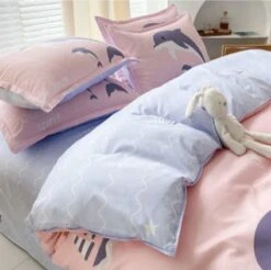 Cartoon Dolphin Pink Ube 120gsm Polyester Bedding Set -Kawaii Store kawaiies plushies plush softtoy cartoon dolphin pink ube 120gsm polyester bedding set bedding sets 305108