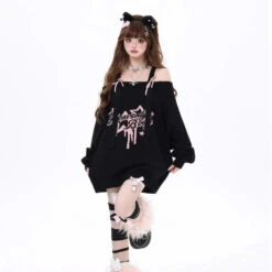 Apparel Gothic "Heavenly Body" Oversized Off-Shoulder Women's Black Pink Sweater