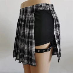 Apparel Half-Cut High Waist Black Checked Mini Skirts -Kawaii Store kawaiies plushies plush softtoy half cut high waist black checked mini skirts apparel 883634