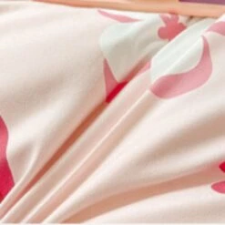 Kawaii Strawberry Print 120gsm Polyester Bedding Sets -Kawaii Store kawaiies plushies plush softtoy kawaii strawberry print 120gsm polyester bedding sets new bedding sets 419927