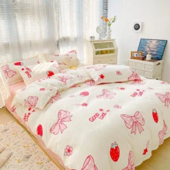 Kawaii Strawberry Print 120gsm Polyester Bedding Sets -Kawaii Store kawaiies plushies plush softtoy kawaii strawberry print 120gsm polyester bedding sets new bedding sets 667791