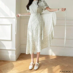 Apparel Lovely Floral Midi Wrap Skirt -Kawaii Store kawaiies plushies plush softtoy lovely floral midi wrap skirt apparel green flower 941871