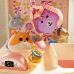 Snow Castle Ice Cream Mini Claw Machine -Kawaii Store kawaiies plushies plush softtoy snow castle ice cream mini claw machine new toys 219393